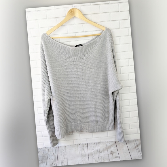 Forever 21 Sweaters - Forever 21+ Grey Boatneck Sweater